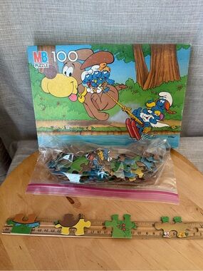VTG 1987 Milton Bradley 100-Piece Puzzle Smurfs Character "Puppy" Water Skiing